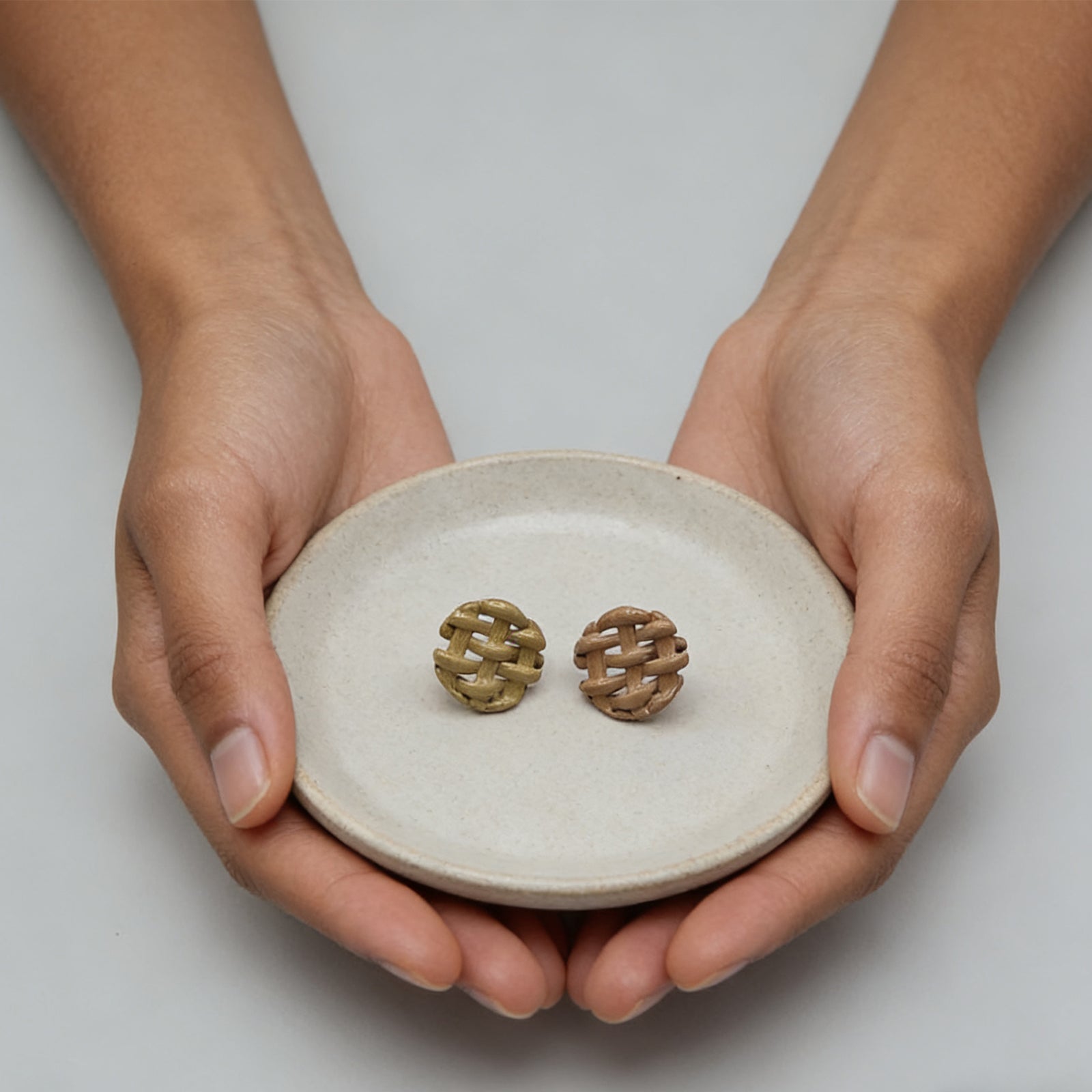 Simple Earrings-1393