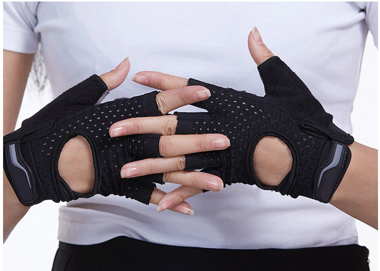 Fitness Gloves with Wristband | Dumbbell & Horizontal Bar Exercise Gloves for Men & Women